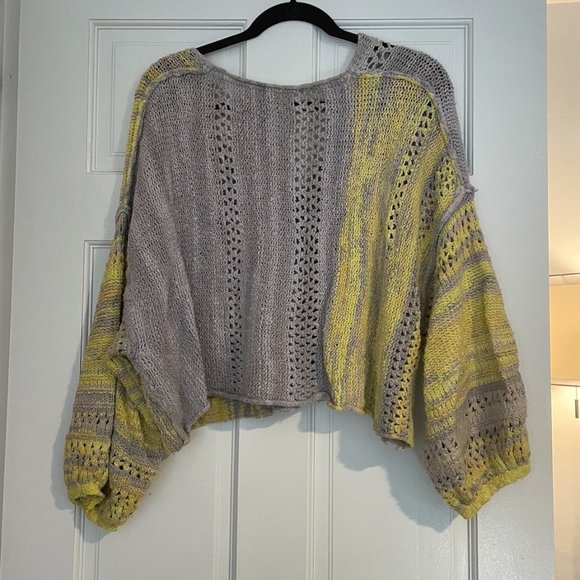 Free People Sweaters - Free People soft sweater in gray and yellow, size xs